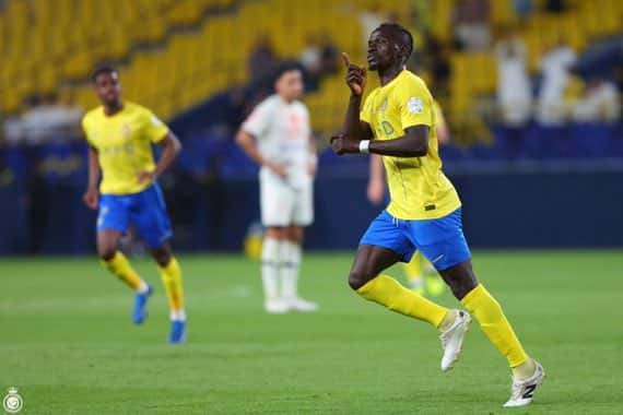 Gg3Wr12X0AABhrZ - OnzedAfrik