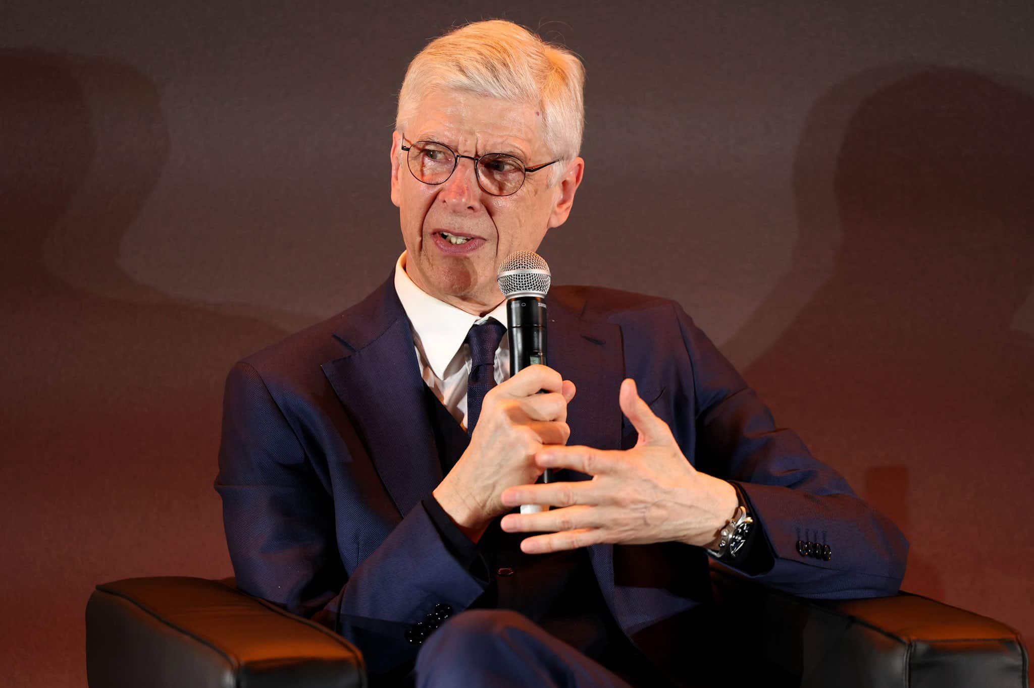 GqLOfdLWgAELMaL - OnzedAfrik