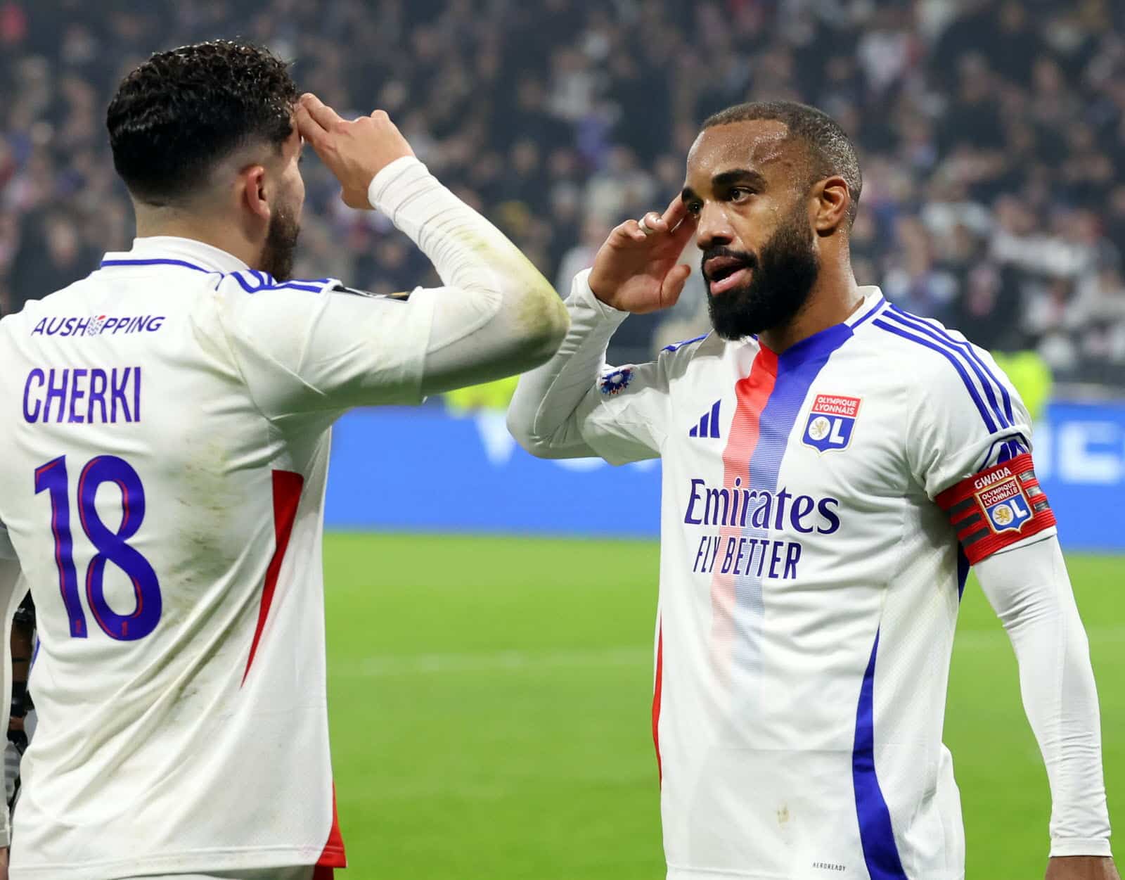 alexandre lacazette et rayan cherki lors du recent derby photo richard mouillaud 1732734523 - OnzedAfrik