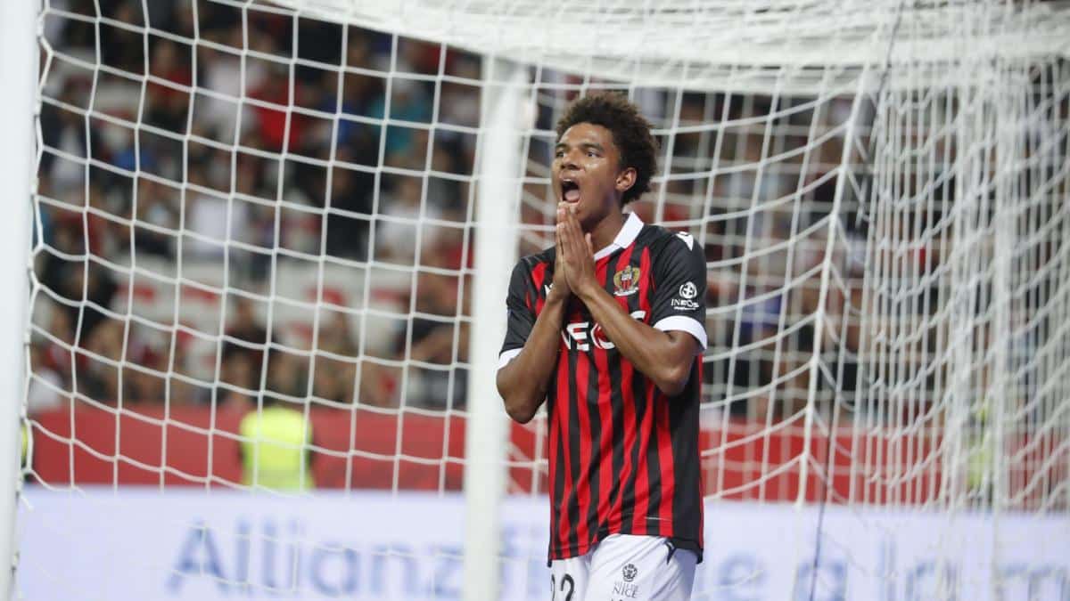 calvin stengs 618e2e343ae2b - OnzedAfrik