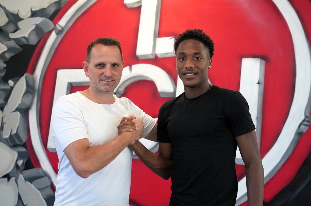 gzrocm7xcaaimji 1024x681 1 - OnzedAfrik