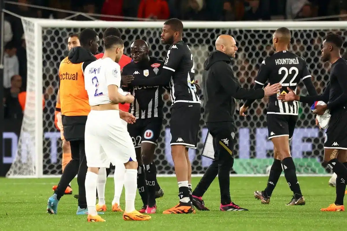 https3A2F2Fwww.afrik foot.com2Fapp2Fuploads2F20252F082FOusmane Camara Angers - OnzedAfrik