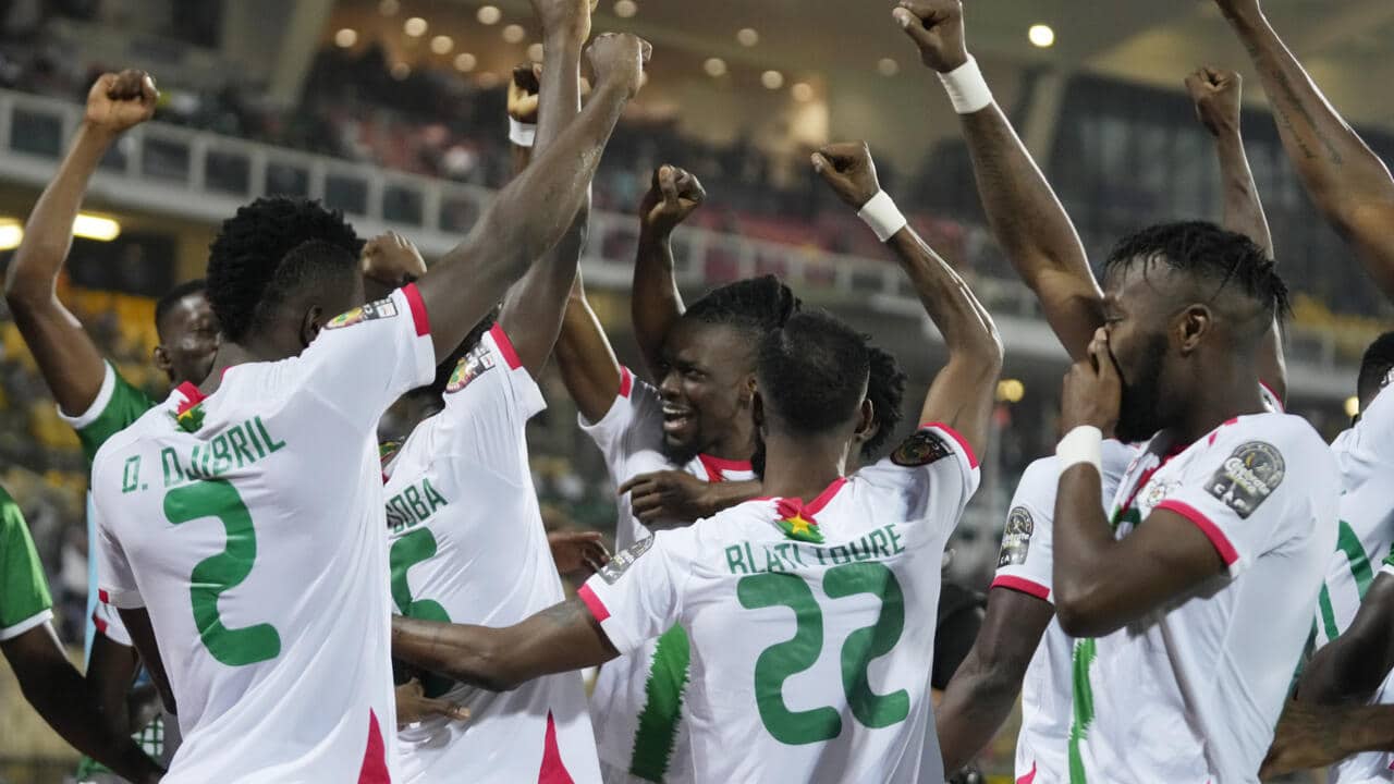 AP22036733045349 - OnzedAfrik