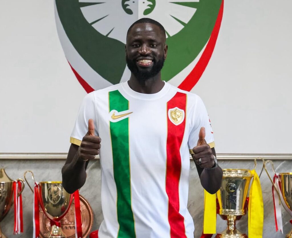 Cheikhou Kouyate amedspor 1024x835 1 - OnzedAfrik