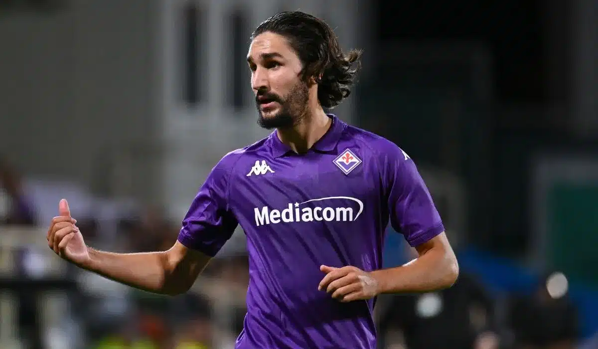 https3A2F2Fwww.afrik foot.com2Fapp2Fuploads2F20242F102FYacine Adli Fiorentina 2024 - OnzedAfrik