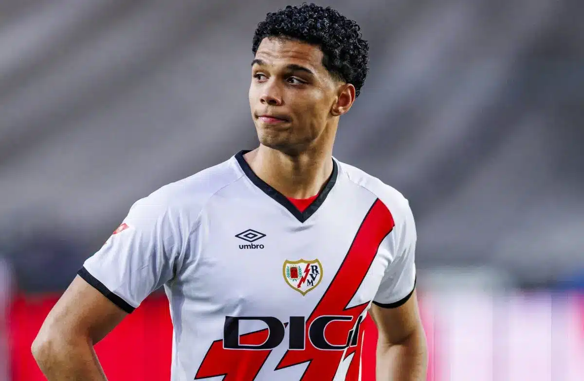 https3A2F2Fwww.afrik foot.com2Fapp2Fuploads2F20252F022FICONSPORTxIMAGO 1059160357 1 - OnzedAfrik