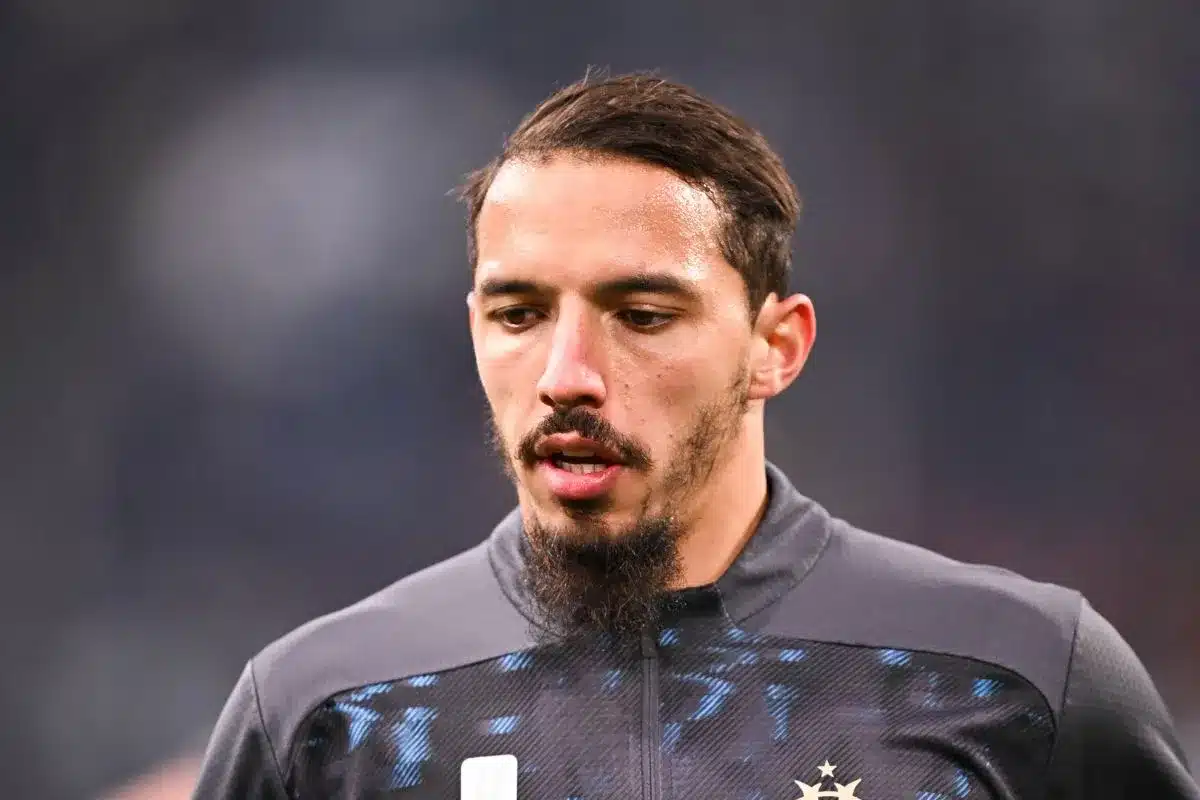 https3A2F2Fwww.afrik foot.com2Fapp2Fuploads2F20252F032FLe joueur de lOM Ismael Bennacer devrait manquer le rassemblement de mars avec lequipe dAlgerie pour cause de blessure - OnzedAfrik