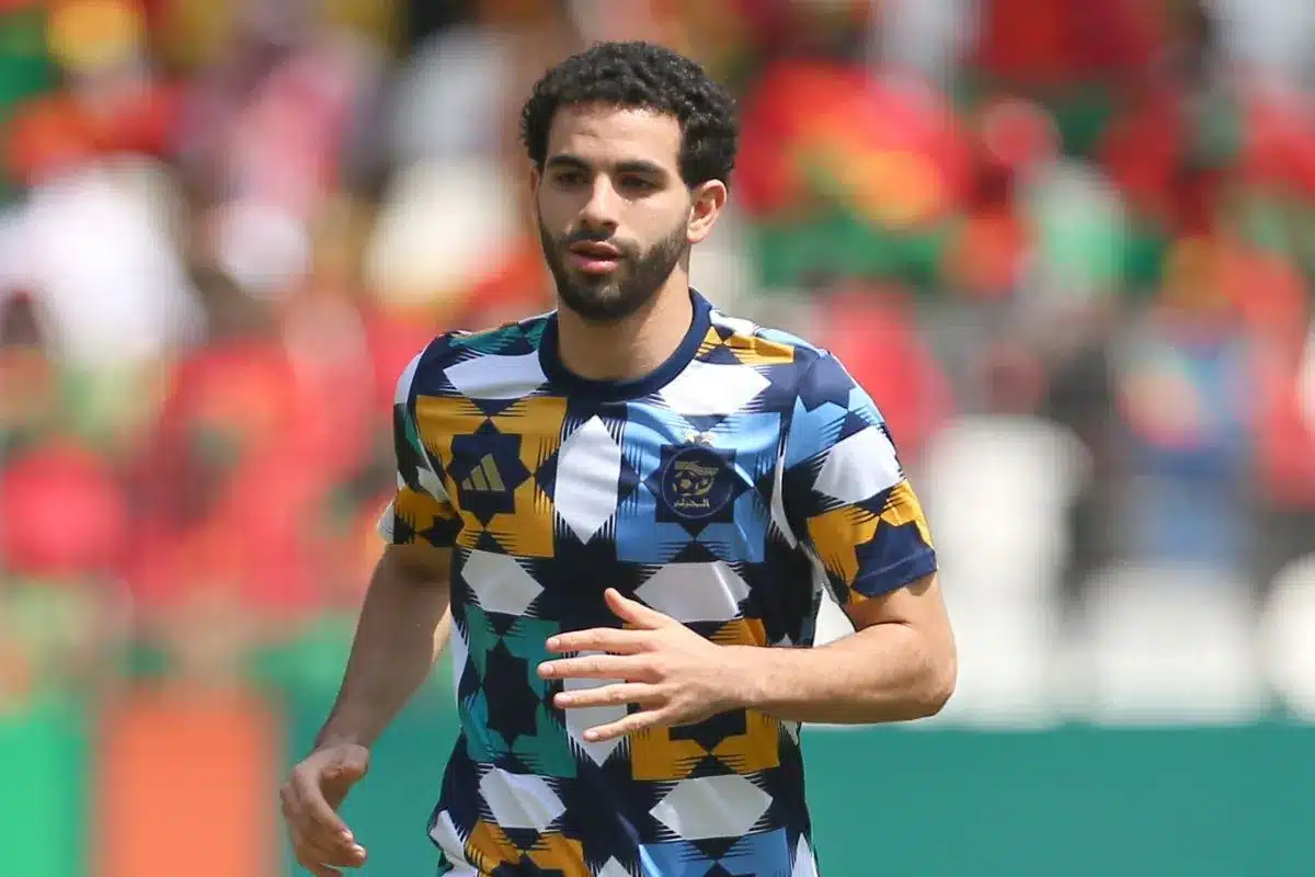 https3A2F2Fwww.afrik foot.com2Fapp2Fuploads2F20252F062FRayan Ait Nouri Algerie - OnzedAfrik