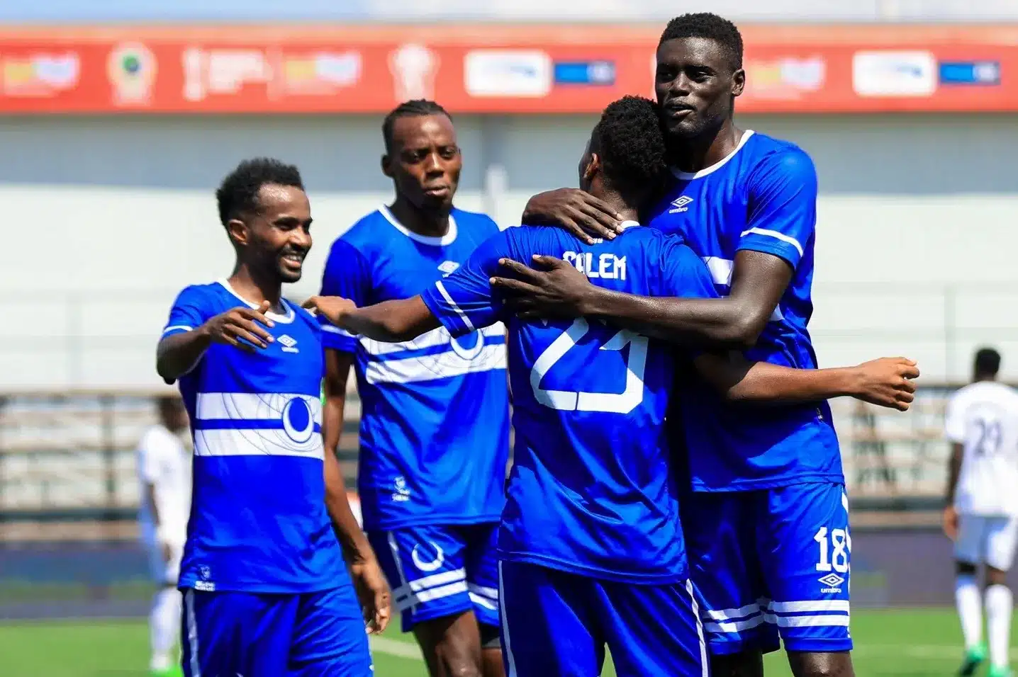 https3A2F2Fwww.afrik foot.com2Fapp2Fuploads2F20252F092F546924216 1190217049807248 1401134608927411374 n - OnzedAfrik