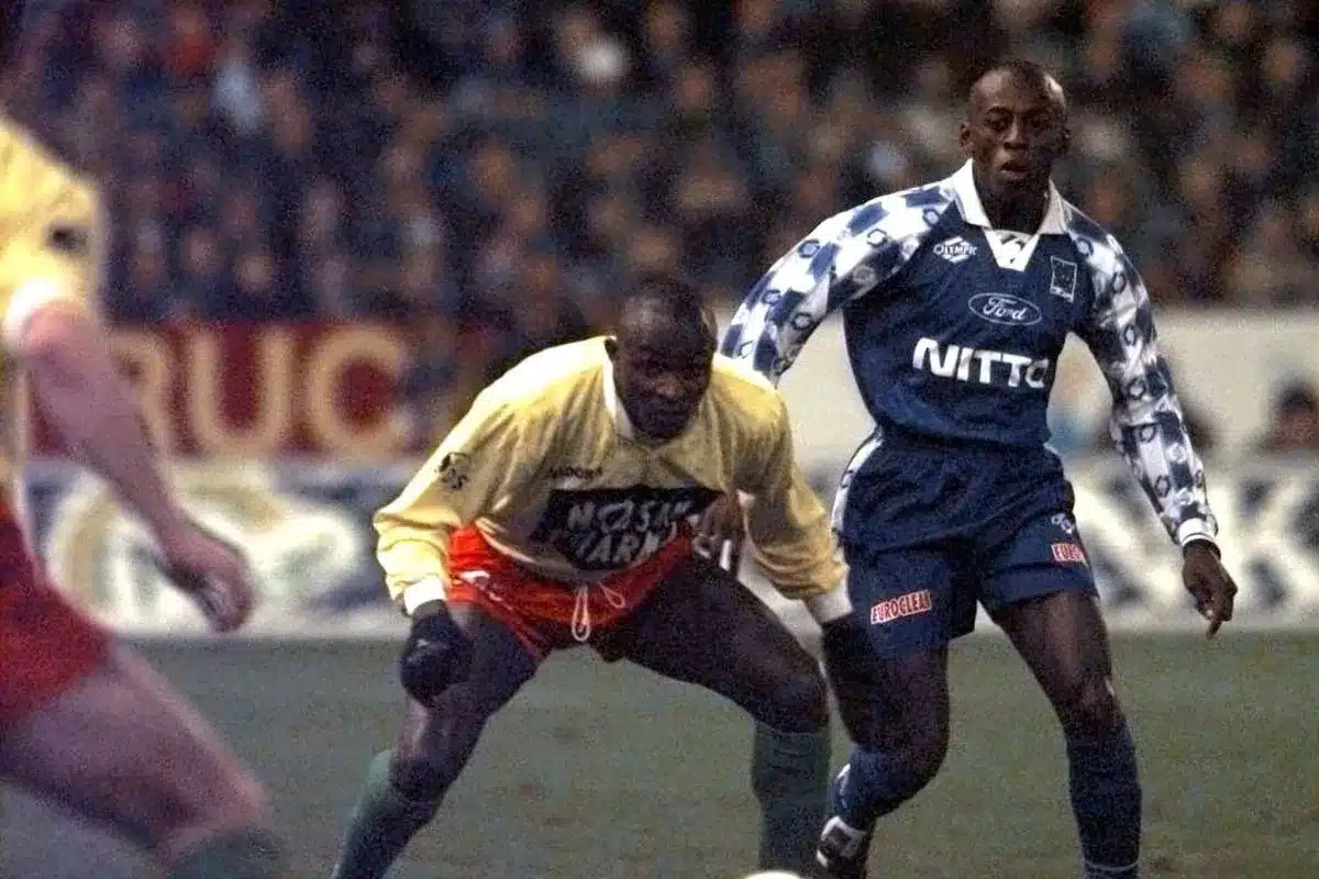 https3A2F2Fwww.afrik foot.com2Fapp2Fuploads2F20252F092FRoger Lukaku - OnzedAfrik