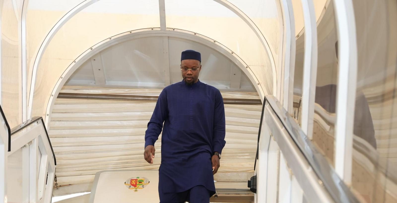 ousmane sonko avion voyage e1754408790971 1 - OnzedAfrik