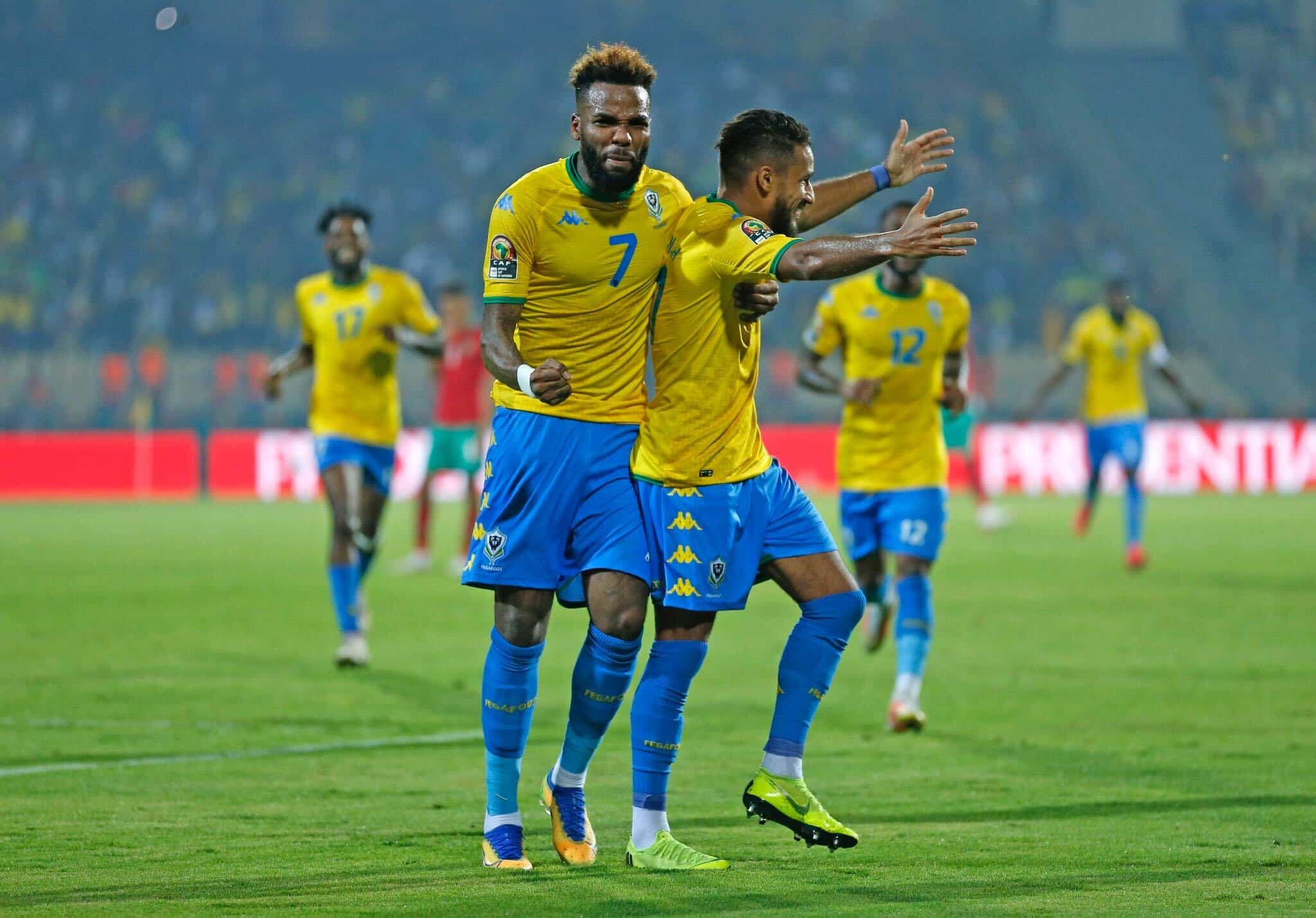 F5iblDMWQAAog6u - OnzedAfrik