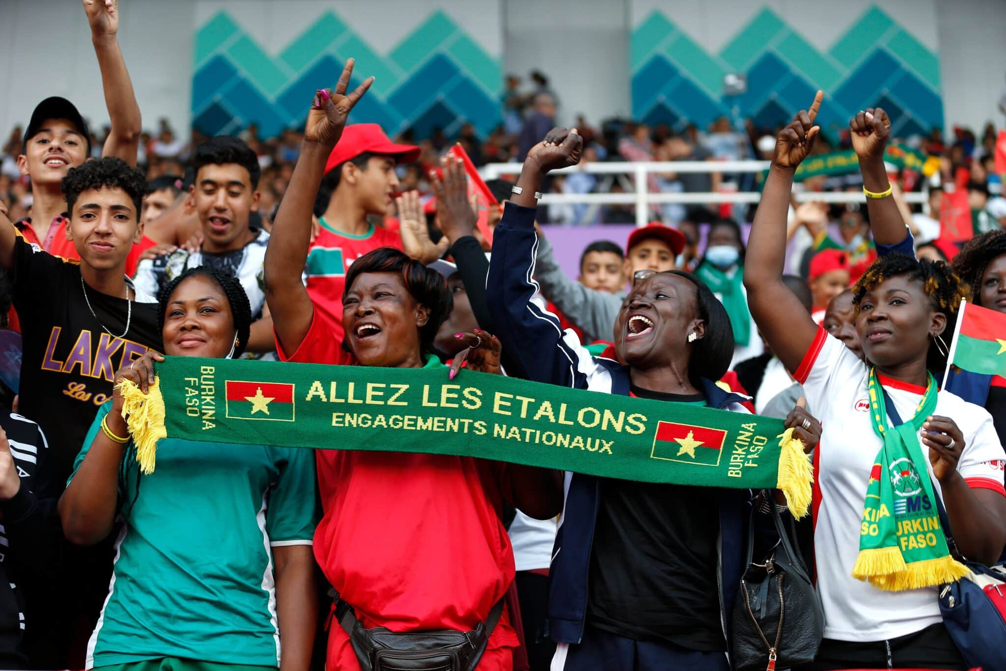 FWsC77gXgAALh14 scaled 1 - OnzedAfrik