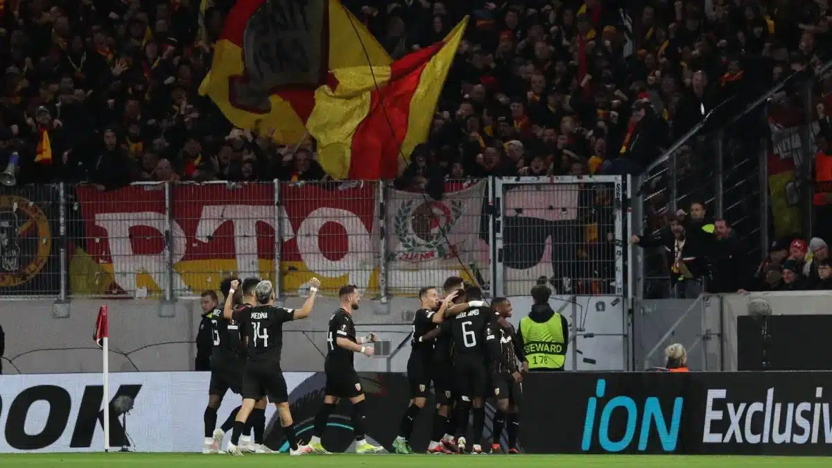 lens 65d7a0843aa6e - OnzedAfrik