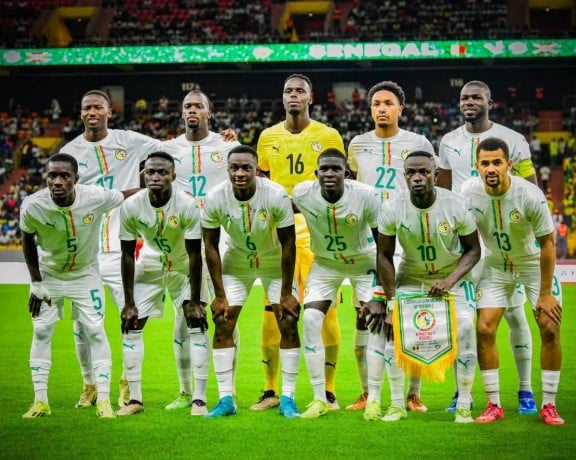 lions du senegal 2025 bon avec maillot blanc 2 - OnzedAfrik
