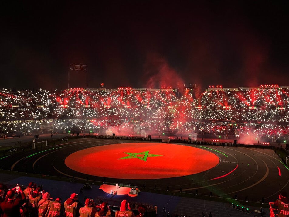 G6XcsYPXAAAjtbe - OnzedAfrik