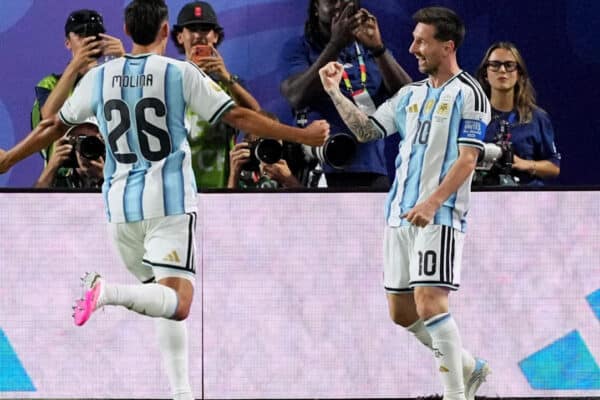 2026 06 17T022510Z 1959151272 UP1EM6H06PXYL RTRMADP 3 SOCCER WORLDCUP ARG DZA - OnzedAfrik