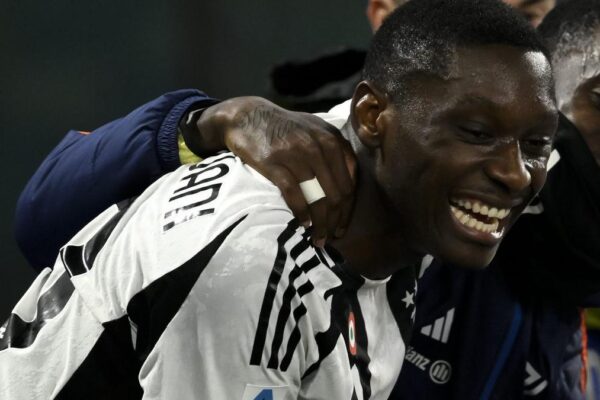 kolo muani juventus - OnzedAfrik