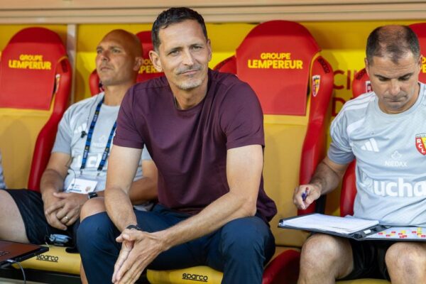 Lens : Ruben Aguilar parle de Toppmöller lors des conférences
