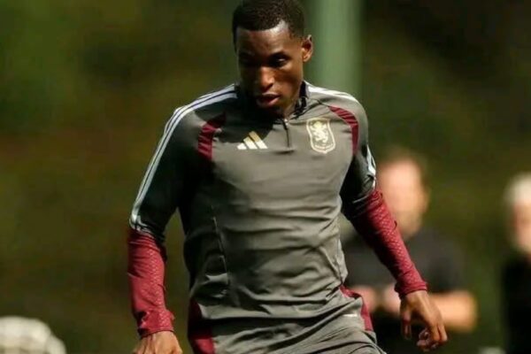 Nicolas Jackson : Premier match avec Aston Villa contre Arsenal