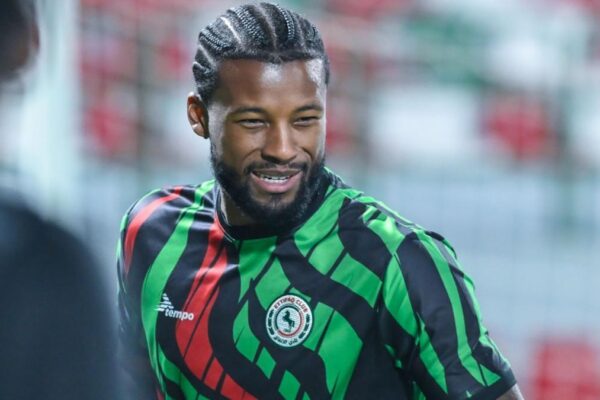 Chelsea se tourne vers Georginio Wijnaldum après l&rsquo;échec de Lamine Camara