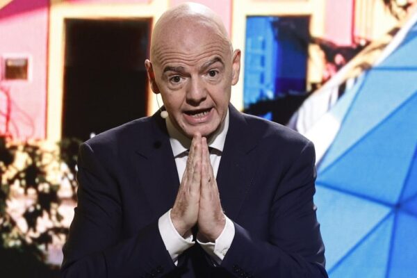 La Suisse se désengage du soutien à Gianni Infantino pour la FIFA