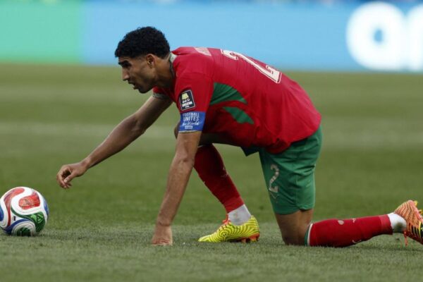 Achraf Hakimi soutient Azzedine Ounahi après son opération