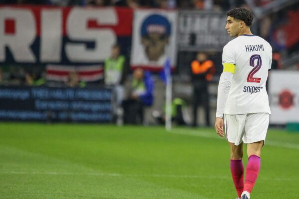 Le PSG souhaite prolonger Achraf Hakimi, mais des incertitudes demeurent
