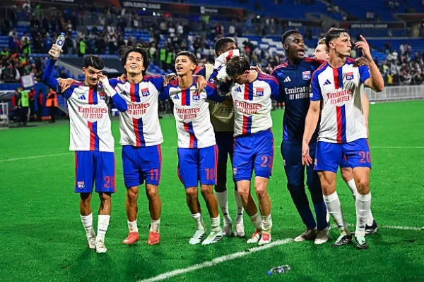 Ligue Europa : Lyon s&rsquo;impose 3-2 contre Crystal Palace