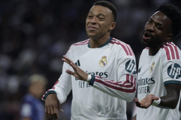 Bertrand Latour critique le Ballon d&rsquo;Or de Kylian Mbappé