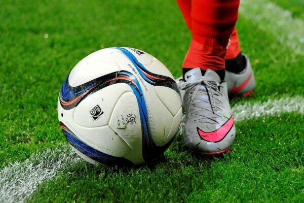 Un leader est-il toujours favori au football ?