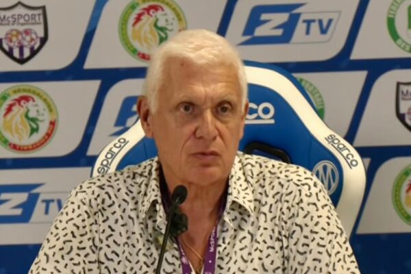 Hubert Vélud évoque les occasions manquées des Comores face au Sénégal