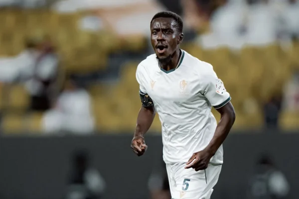 Gana Gueye marque mais Al-Diriyah perd face à Neom SC
