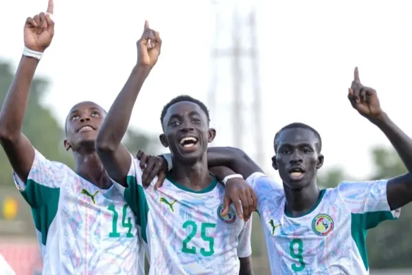 Moussa Guèye et les Lionceaux visent la victoire contre la Guinée